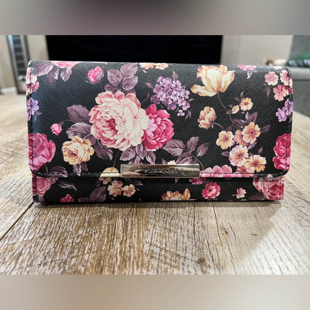 Tahari Floral Saffiano Trifold Wallet Black Multicolor Flowers Snap Closure - Picture 2 of 9